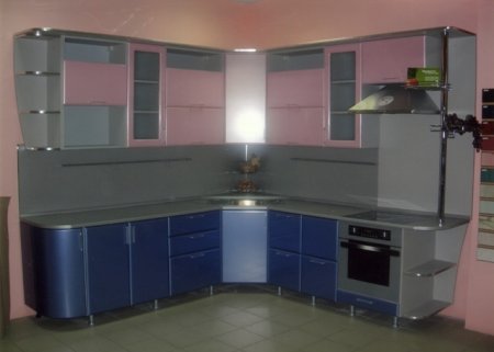 Встроенная и модульная кухонная мебель