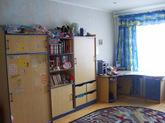 �������