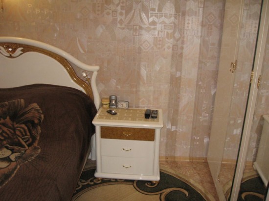 �������,�������