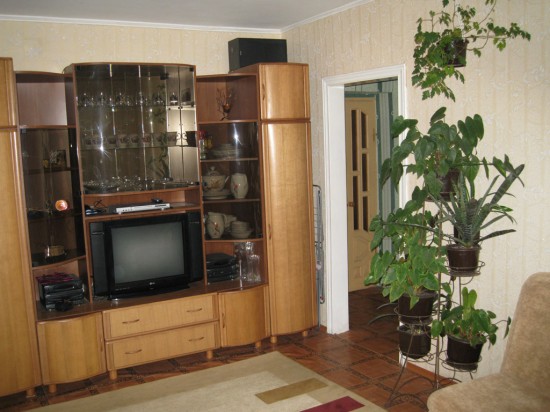 ��� ���.