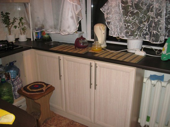 ����������