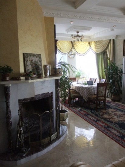 �������� � �������-������