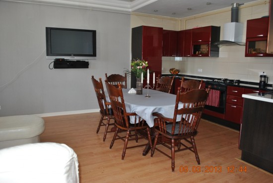 ����� ���