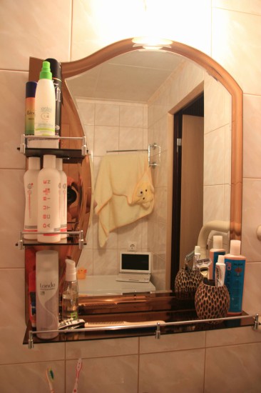 �������