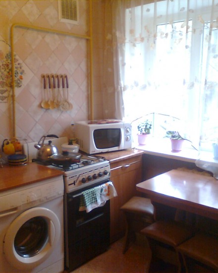 ����� ���