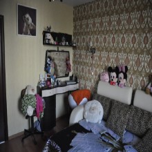 ����� ����