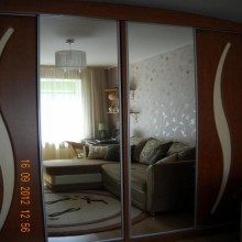 ����-����