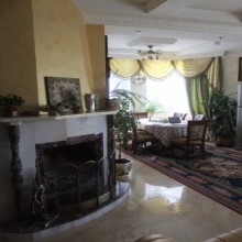 �������� � �������-������